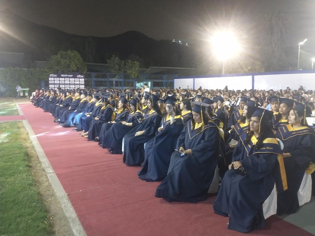 Graduación Carlos Cueto Fernandini 2025: Una celebración llena de orgullo y comunidad